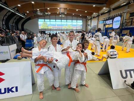 Pet medalj za Judo klub Ippon Kamnik na Mednarodnem pokalu Dupleka (5)